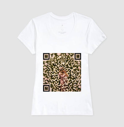 Camiseta "Amor de Mãe – Luz de Amor | Estampa Afetiva e Exclusiva."
